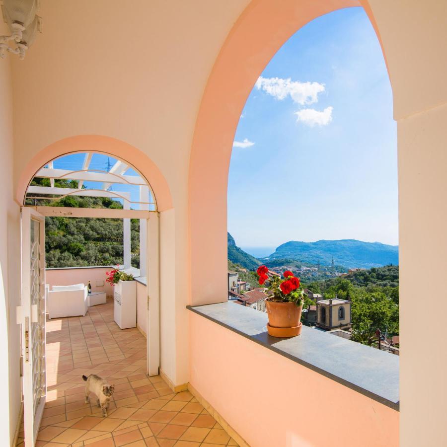 Apartamento Shedir Vico Equense Exterior foto